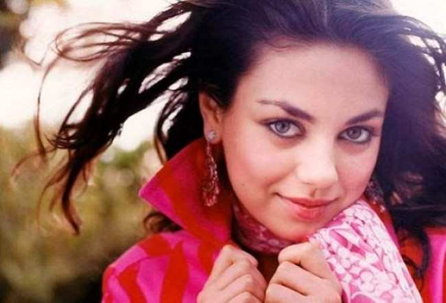 mila kunis_foto_2013_biografiaa