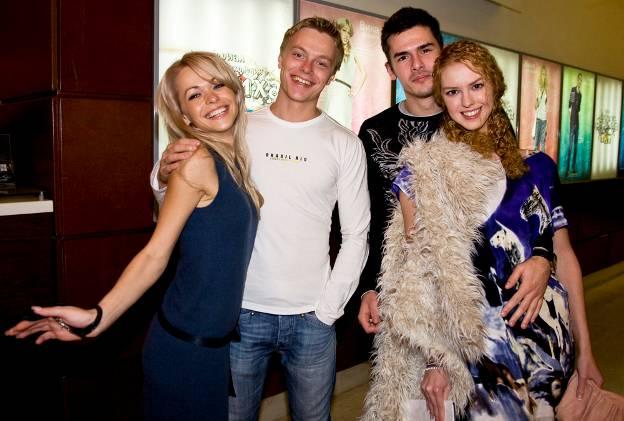Актеры сериала Золотые